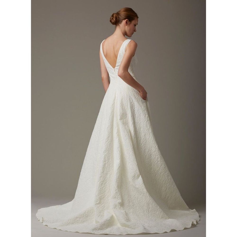 LELA ROSE THE STREAM WEDDING DRESS US 8 $5650 - Picture 2 of 15
